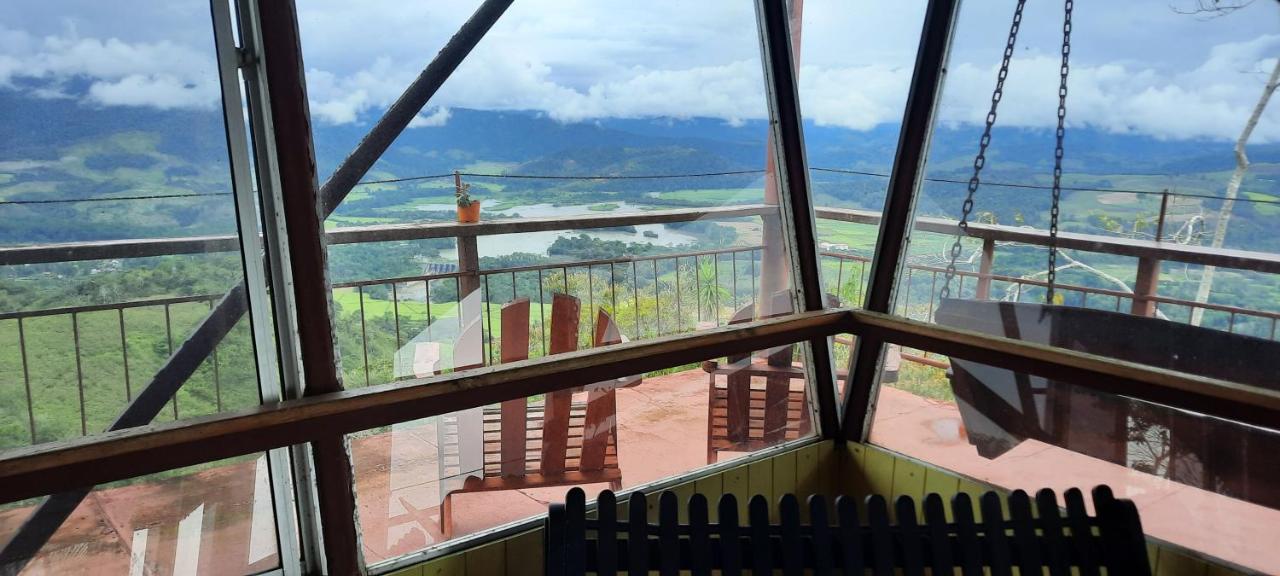 Pochotel Turrialba Buitenkant foto