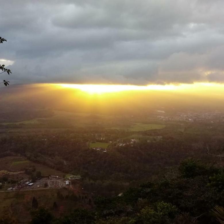 Pochotel Turrialba Buitenkant foto