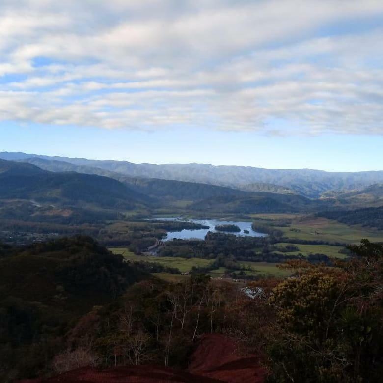 Pochotel Turrialba Buitenkant foto